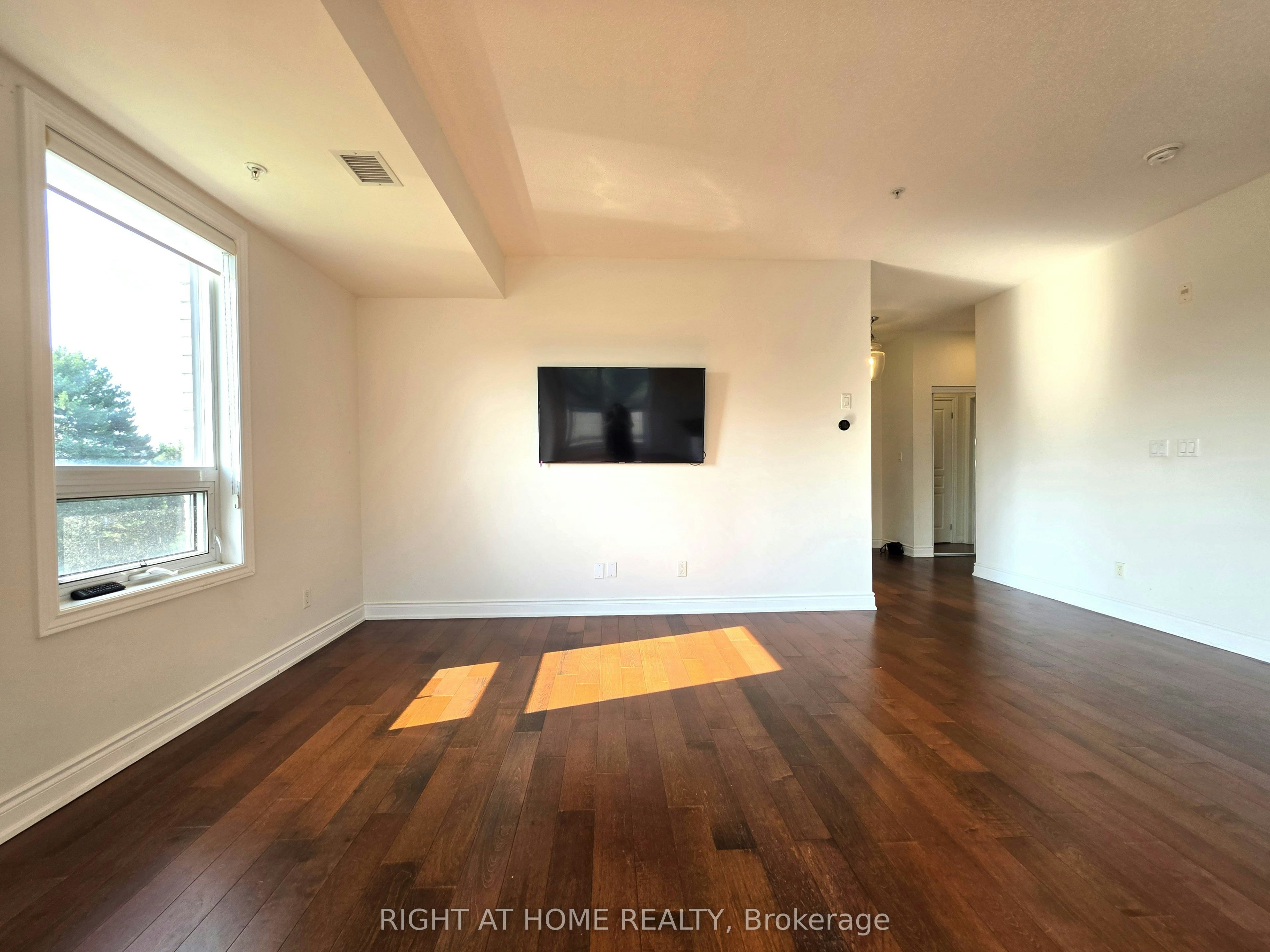 236-3170 Erin Mills Parkway, Mississauga, ON, L5L 0B6 - 2