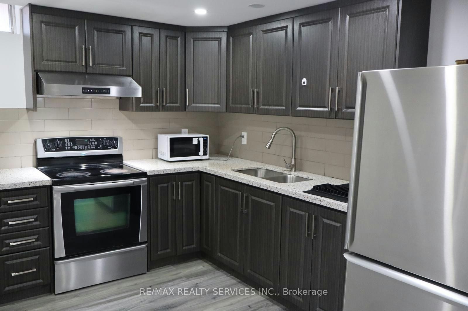 Basement-22 Pretty Place, Brampton, ON, L6S 5C6 - 8