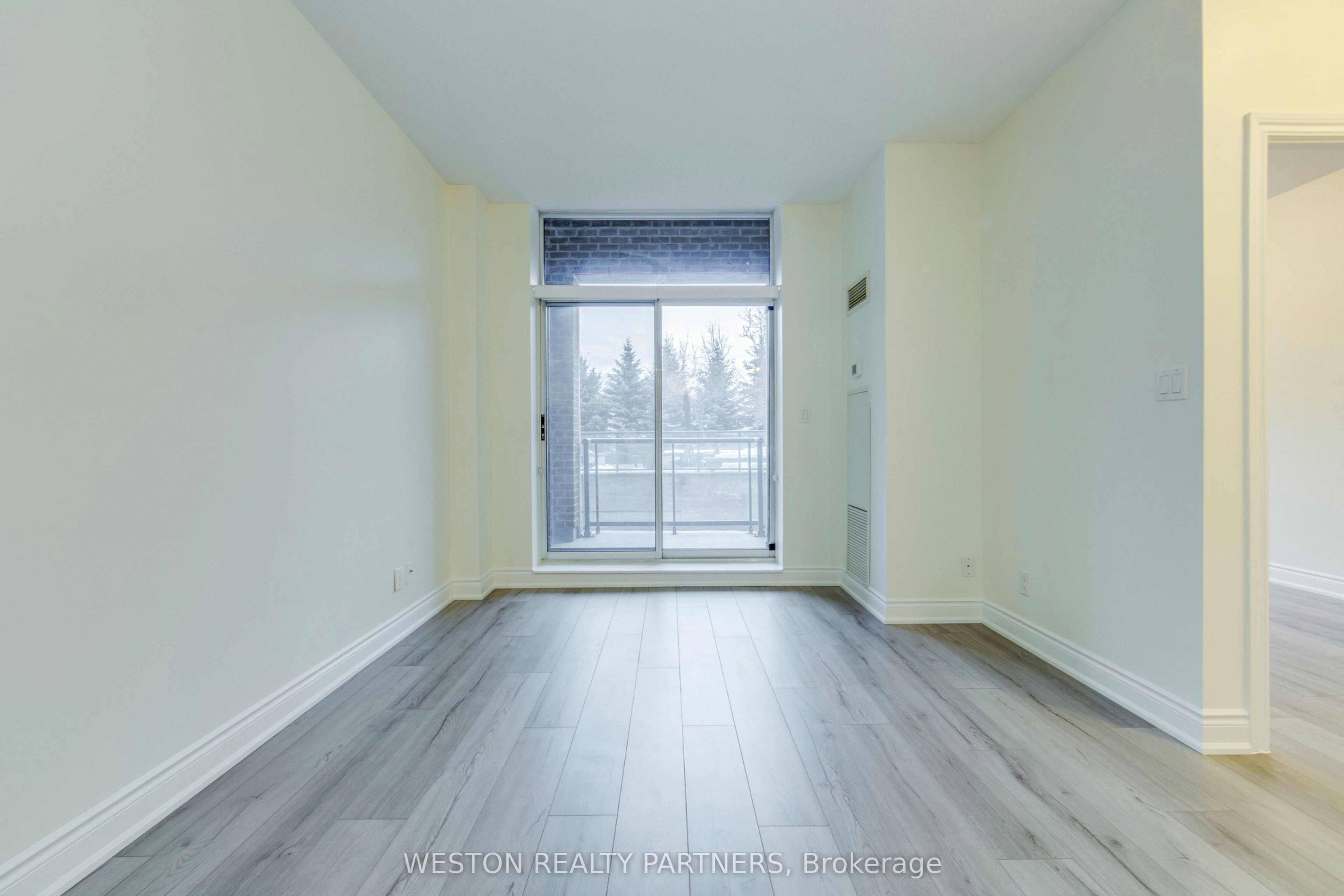 118-25 Earlington Avenue, Toronto, ON, M8X 3A3 - 8