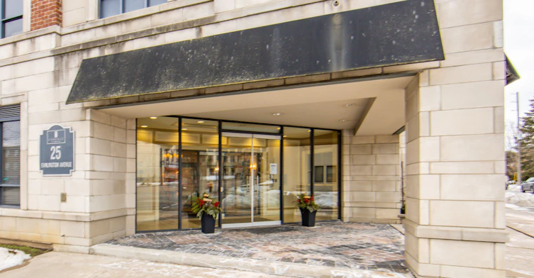 118-25 Earlington Avenue, Toronto, ON, M8X 3A3 - 36