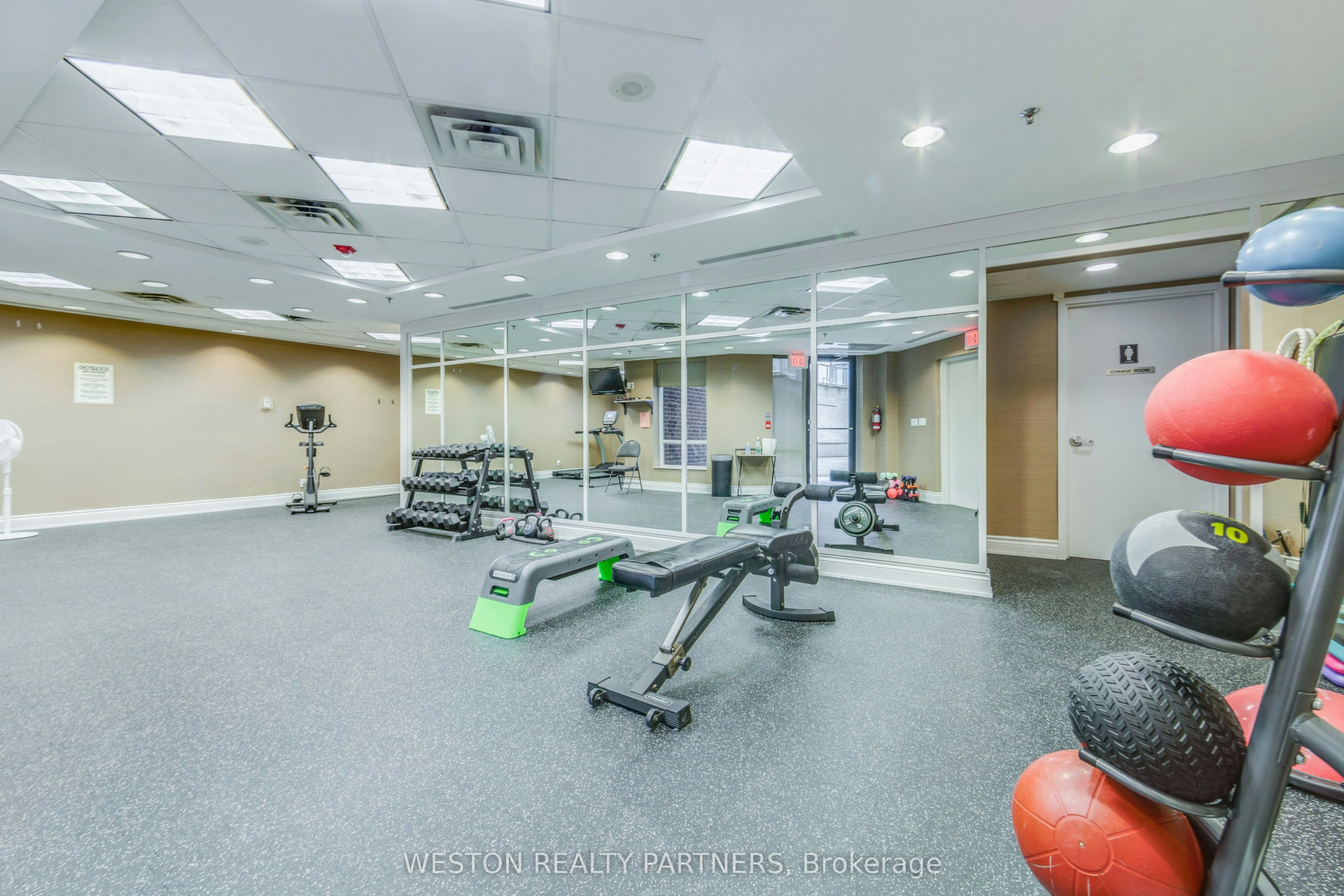 118-25 Earlington Avenue, Toronto, ON, M8X 3A3 - 28
