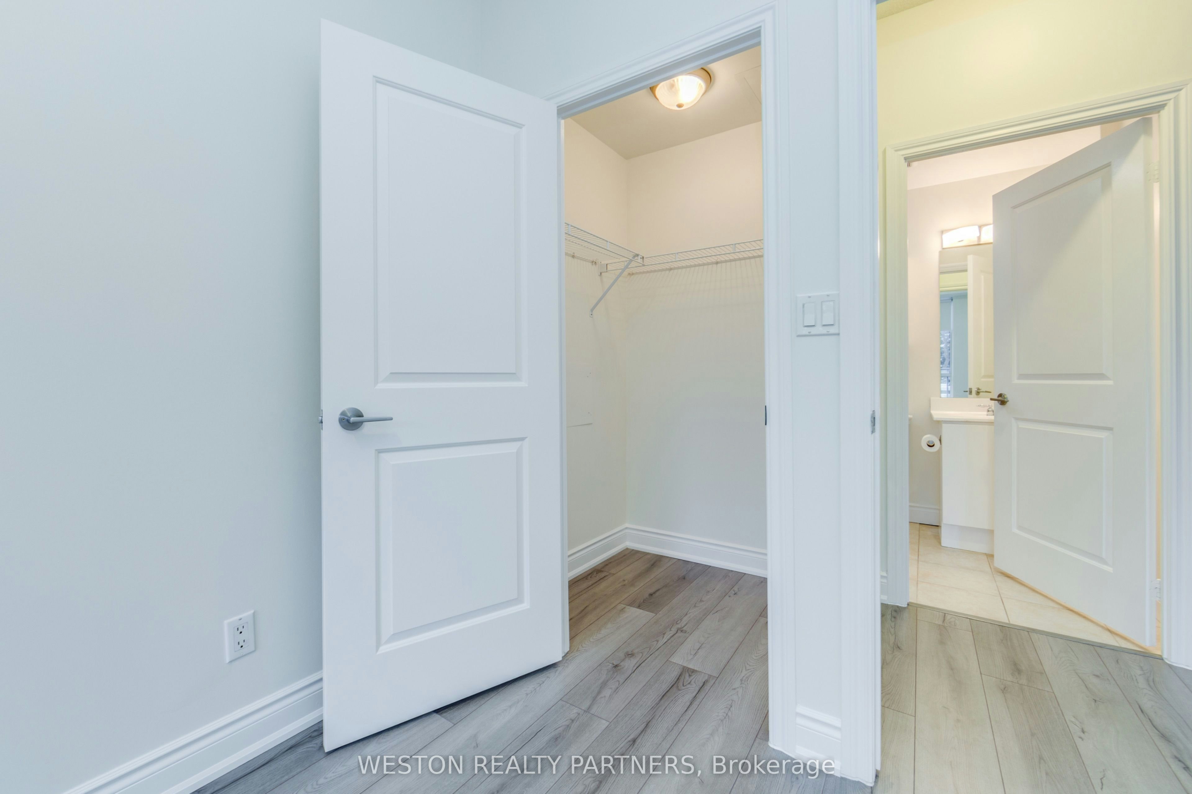 118-25 Earlington Avenue, Toronto, ON, M8X 3A3 - 16