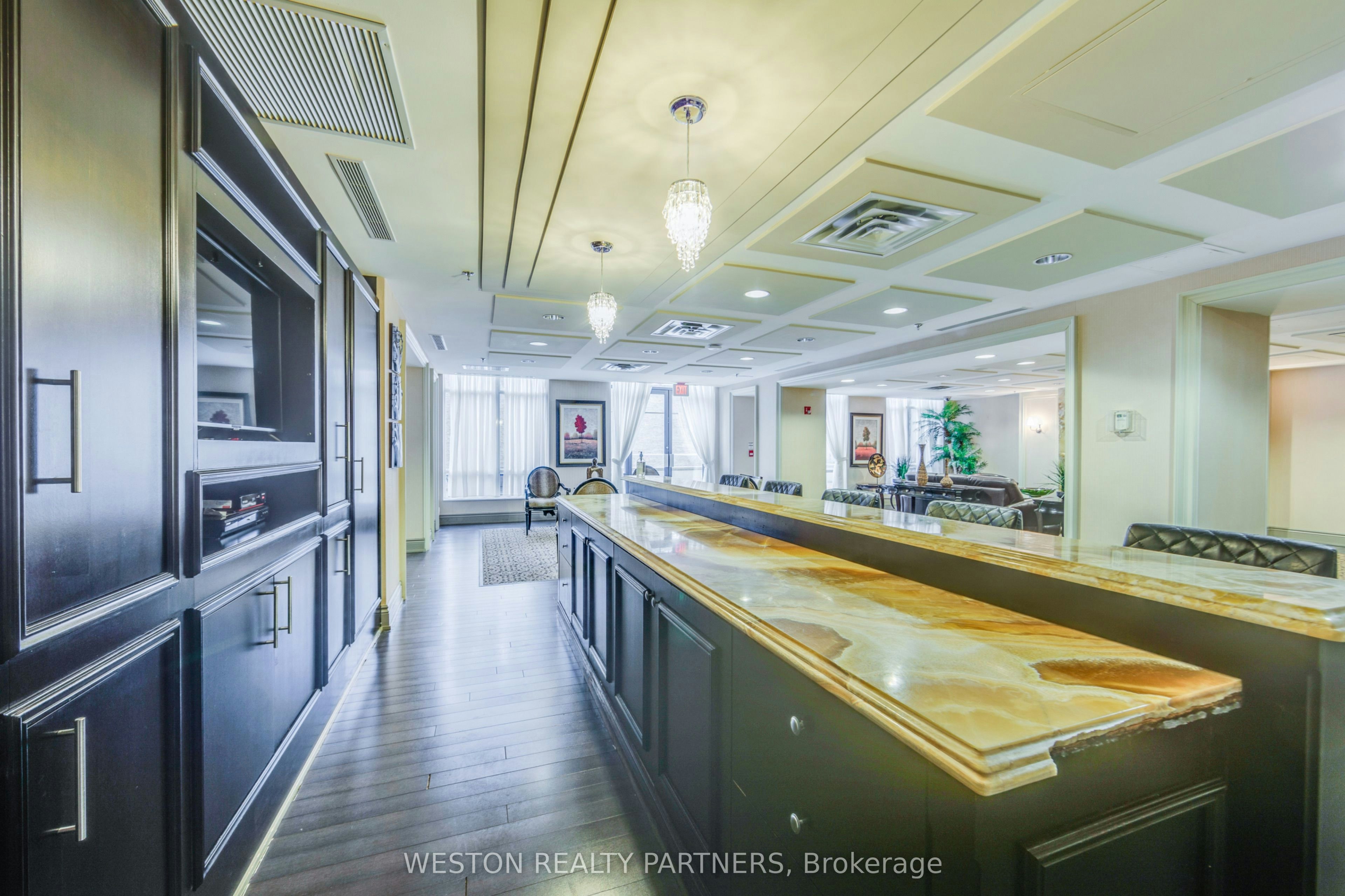 118-25 Earlington Avenue, Toronto, ON, M8X 3A3 - 34