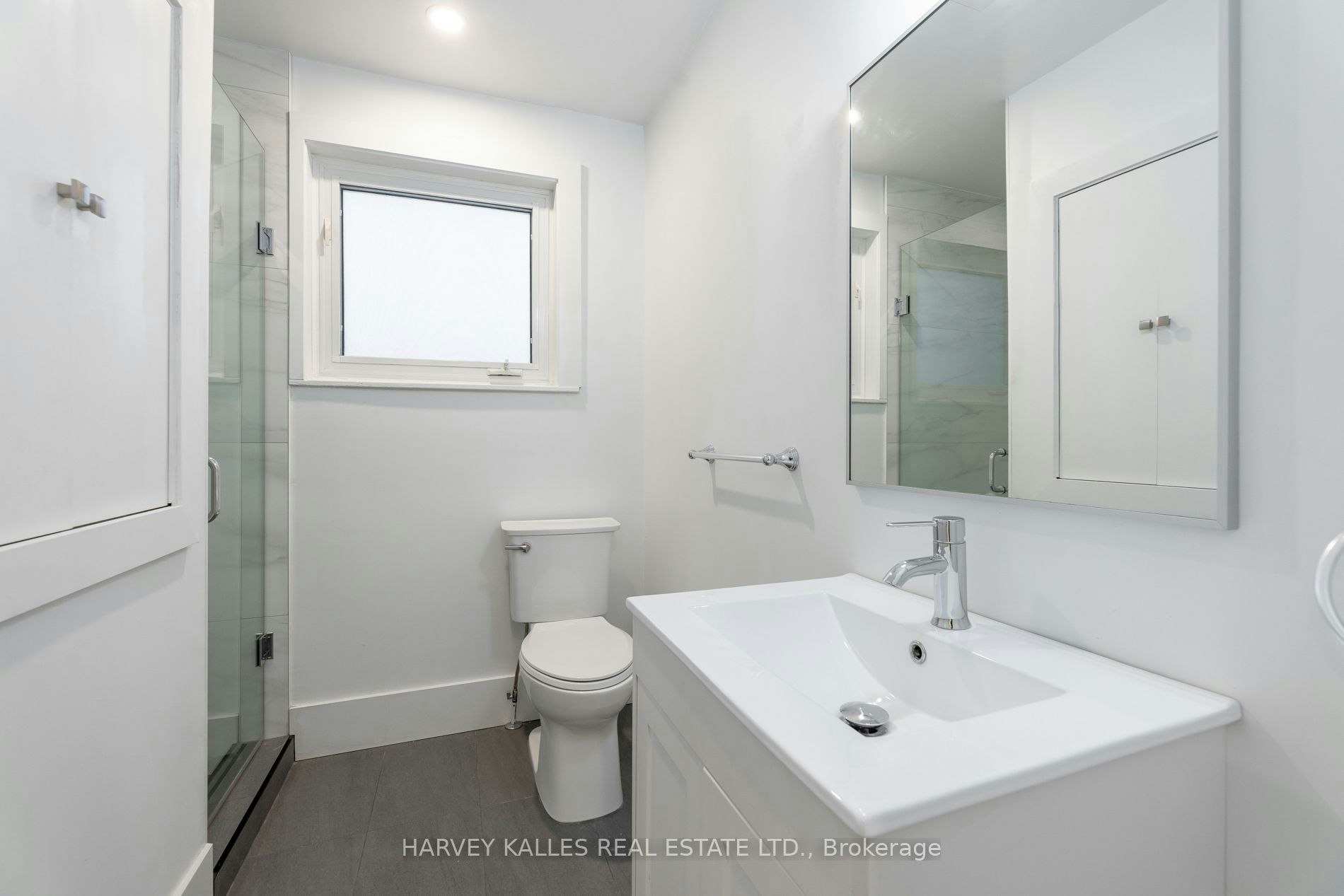 2-210 Christie Street, Toronto, ON, M6G 3B7 - 5