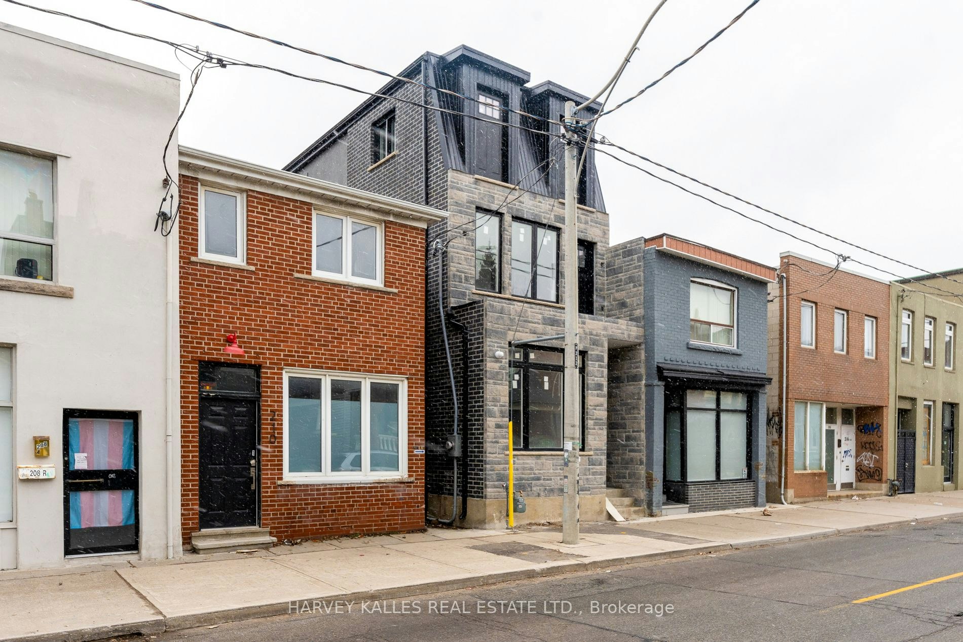 2-210 Christie Street, Toronto, ON, M6G 3B7 - 9