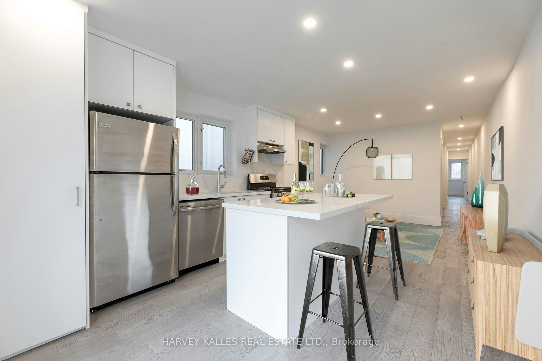 2-210 Christie Street, Toronto, ON, M6G 3B7 - 2