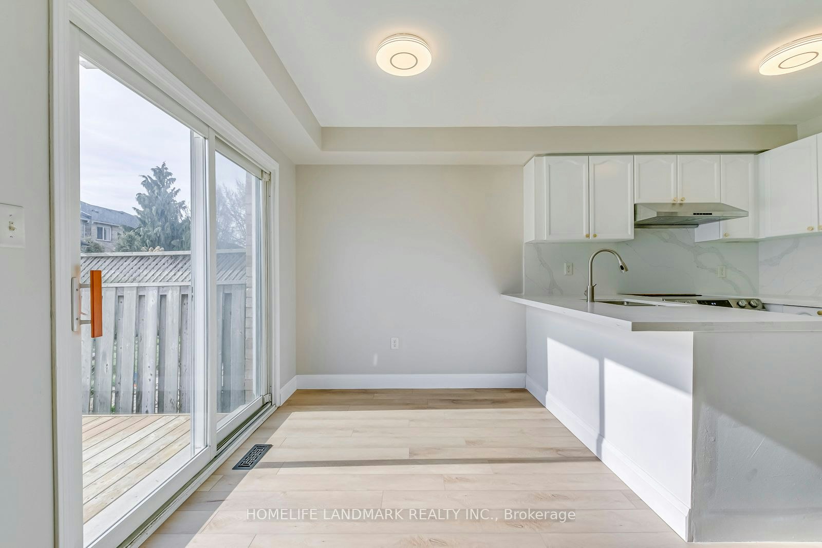 4432 Peter Drive, Burlington, ON, L7L 6S7 - 10