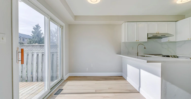 4432 Peter Drive, Burlington, ON, L7L 6S7 - 10