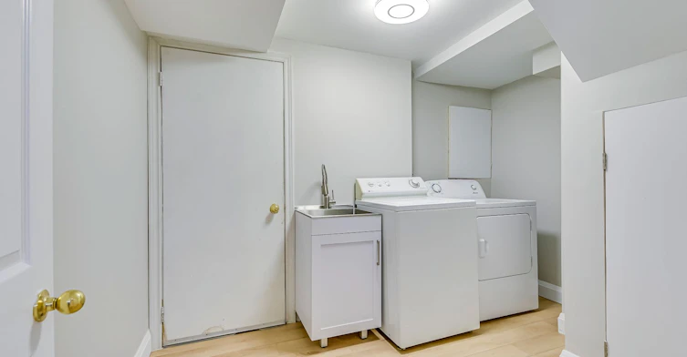 4432 Peter Drive, Burlington, ON, L7L 6S7 - 32