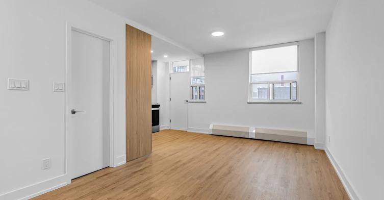 N0115-135 Tyndall Avenue, Toronto, ON, M6K 2G3 - 4