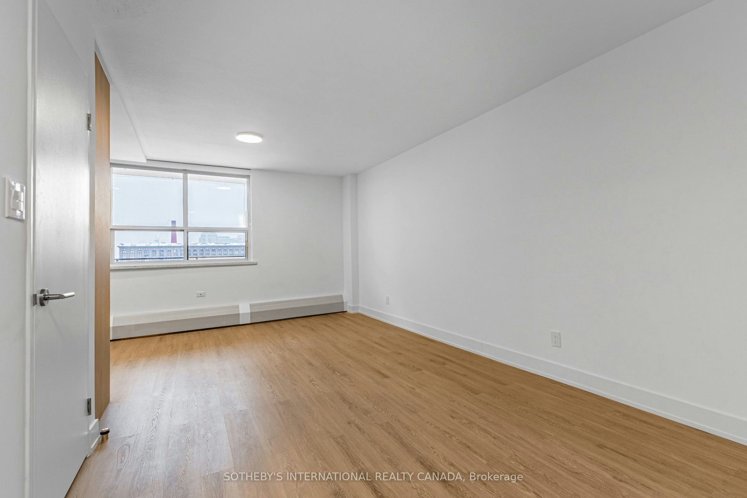 S0803-115 Tyndall Avenue, Toronto, ON, M6K 2G3 - 4