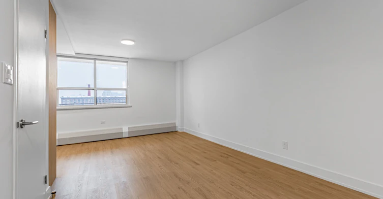 S0803-115 Tyndall Avenue, Toronto, ON, M6K 2G3 - 4