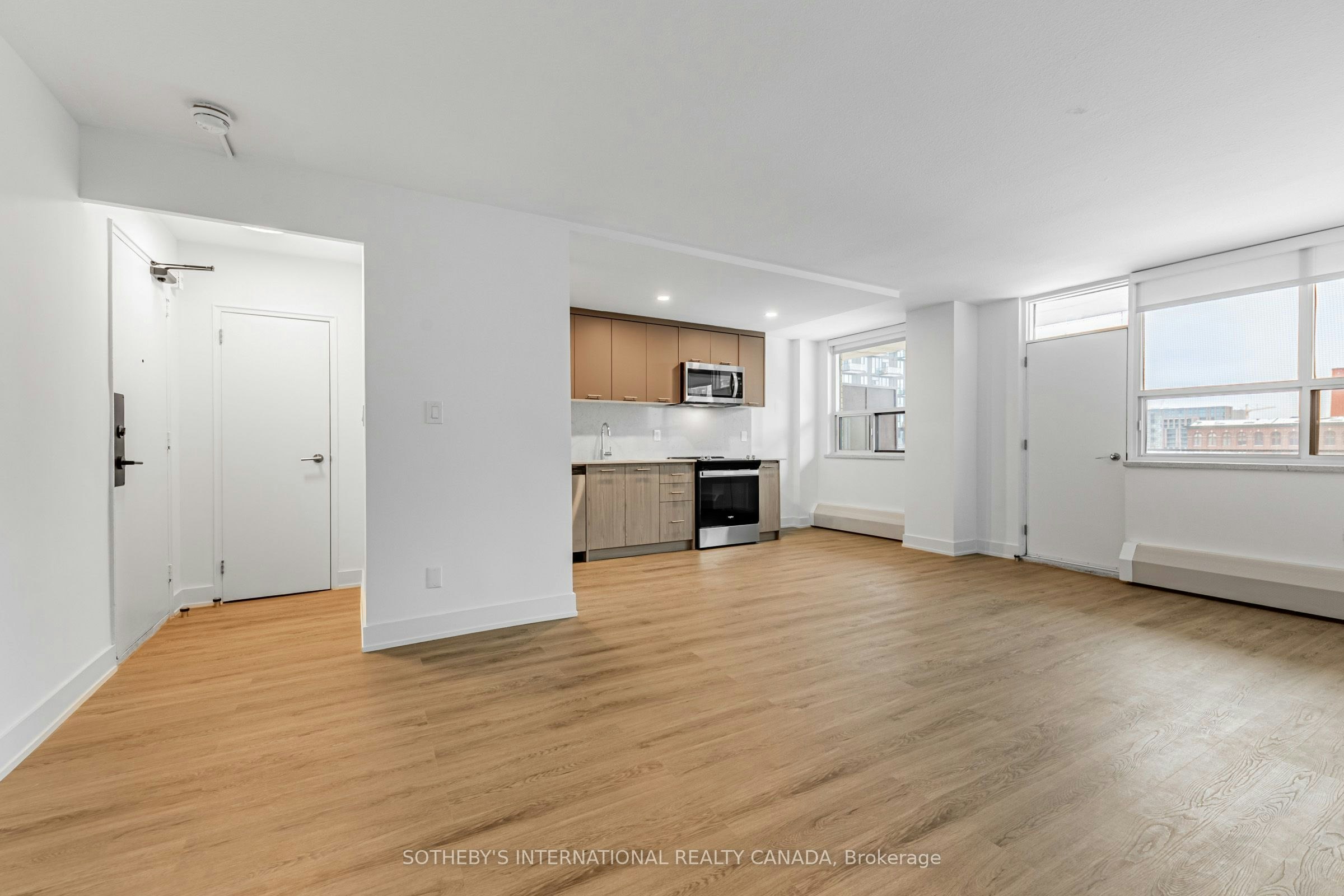 N0107-135 Tyndall Avenue, Toronto, ON, M6K 2G3 - 4