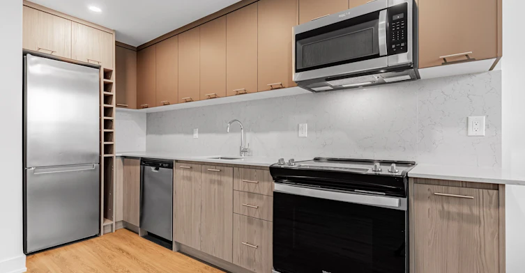 N0107-135 Tyndall Avenue, Toronto, ON, M6K 2G3 - 8
