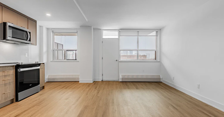 N0107-135 Tyndall Avenue, Toronto, ON, M6K 2G3 - 5