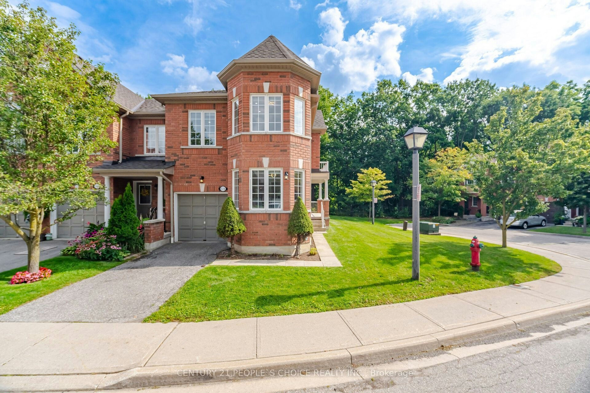 124-7360 Zinnia Place, Mississauga, ON, L5W 2A5