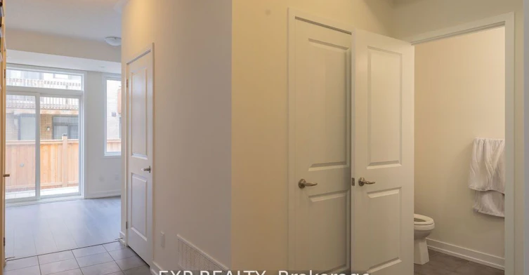 199 Sabina Drive, Oakville, ON, L6H 0W3 - 7