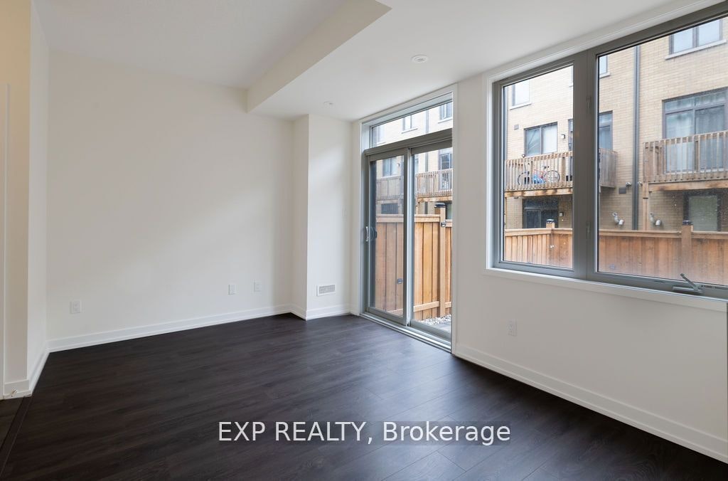 199 Sabina Drive, Oakville, ON, L6H 0W3 - 6