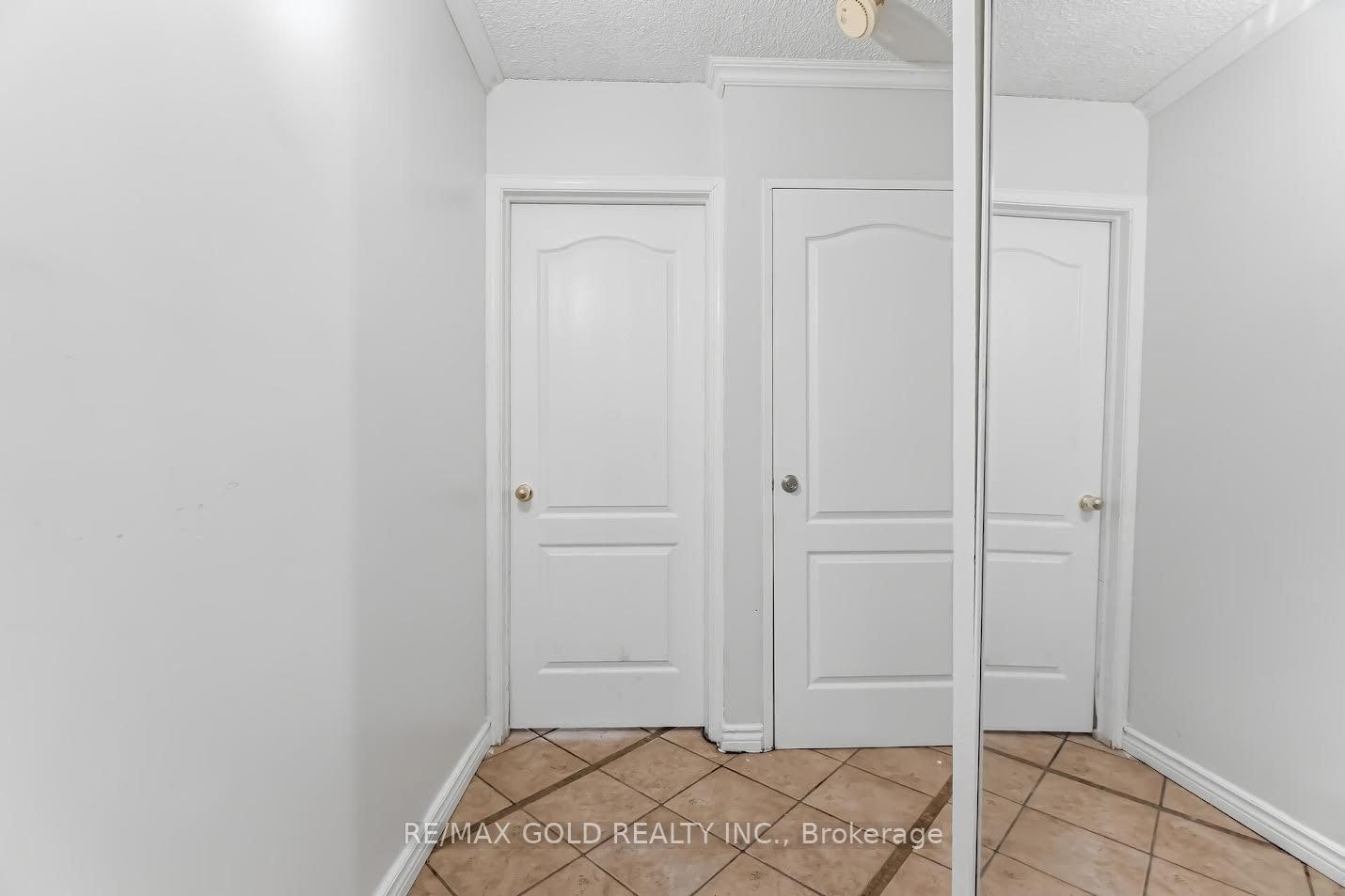 178-180 Mississauga Valley Boulevard, Mississauga, ON, L5A 3M2 - 6