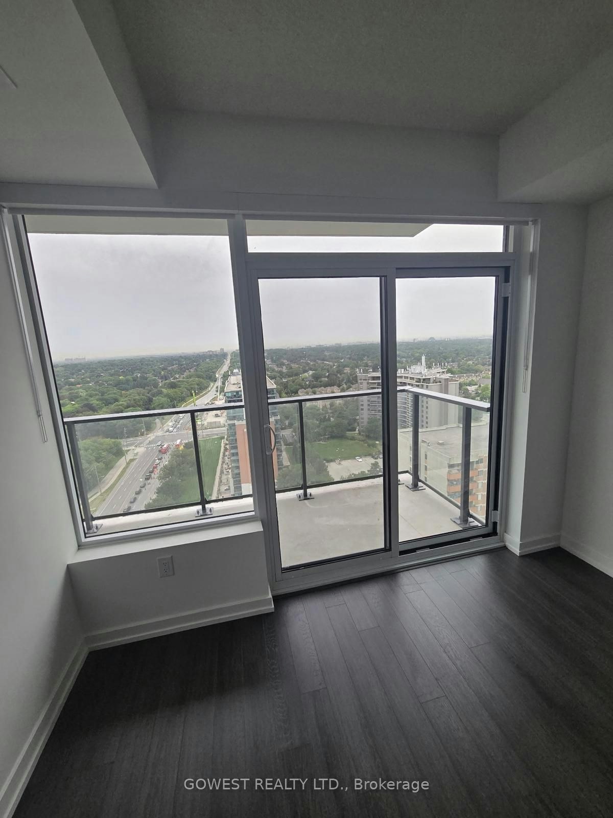 2001-4010 Eglinton Avenue W, Toronto, ON, M9A 0G5 - 3