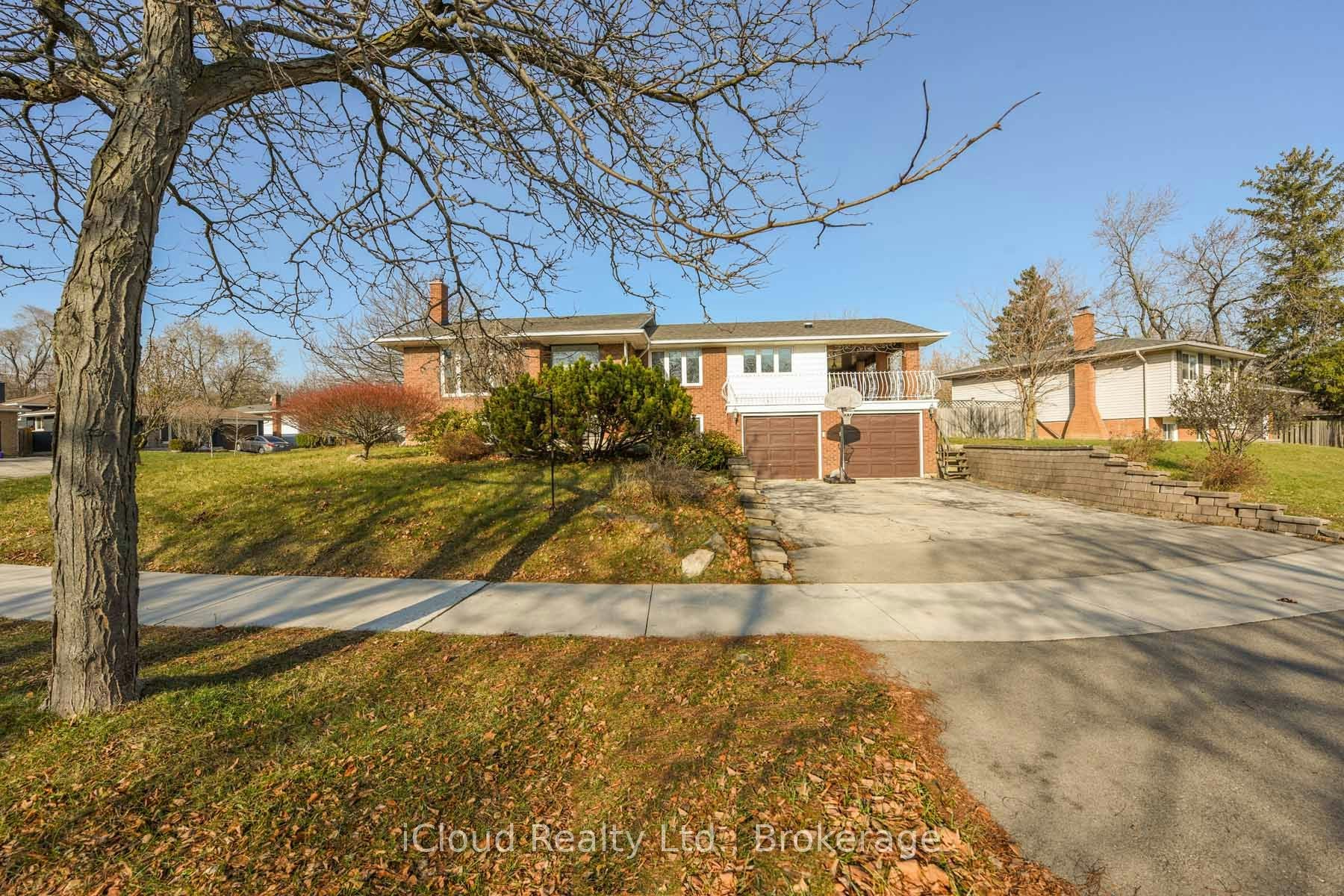 2101 Parkway Drive, Burlington, ON, L0L 1R0 - 2