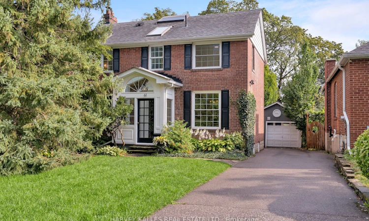 61 Queens Drive