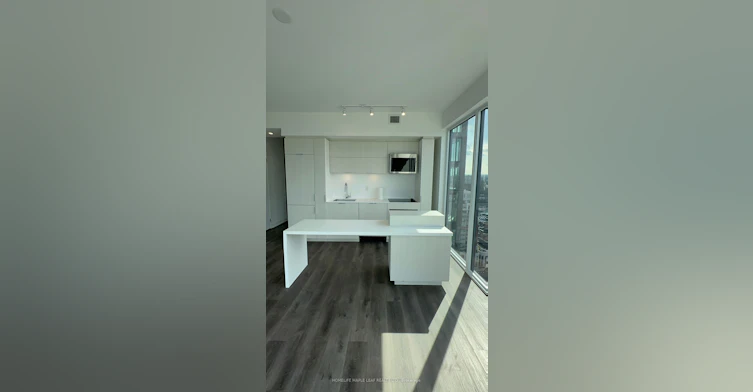 2102-370 Martha Street, Burlington, ON, L7R 0G9 - 3