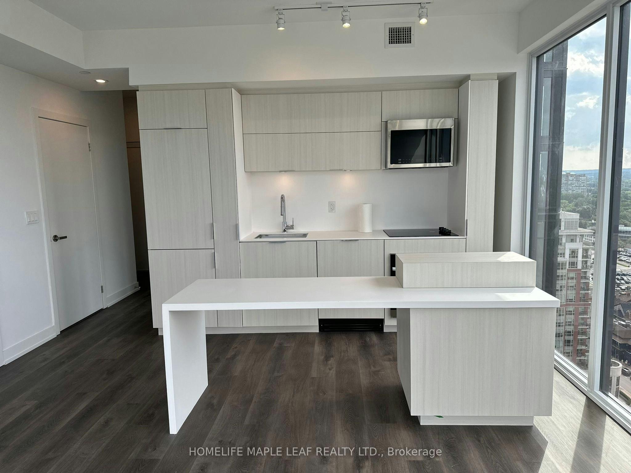 2102-370 Martha Street, Burlington, ON, L7R 0G9 - 4