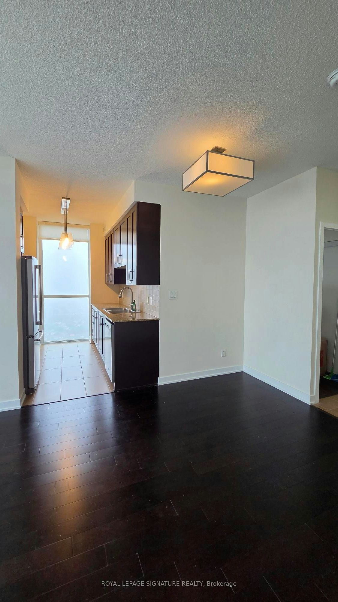 3604-4070 Confederation Parkway, Mississauga, ON, L5B 0E9 - 8