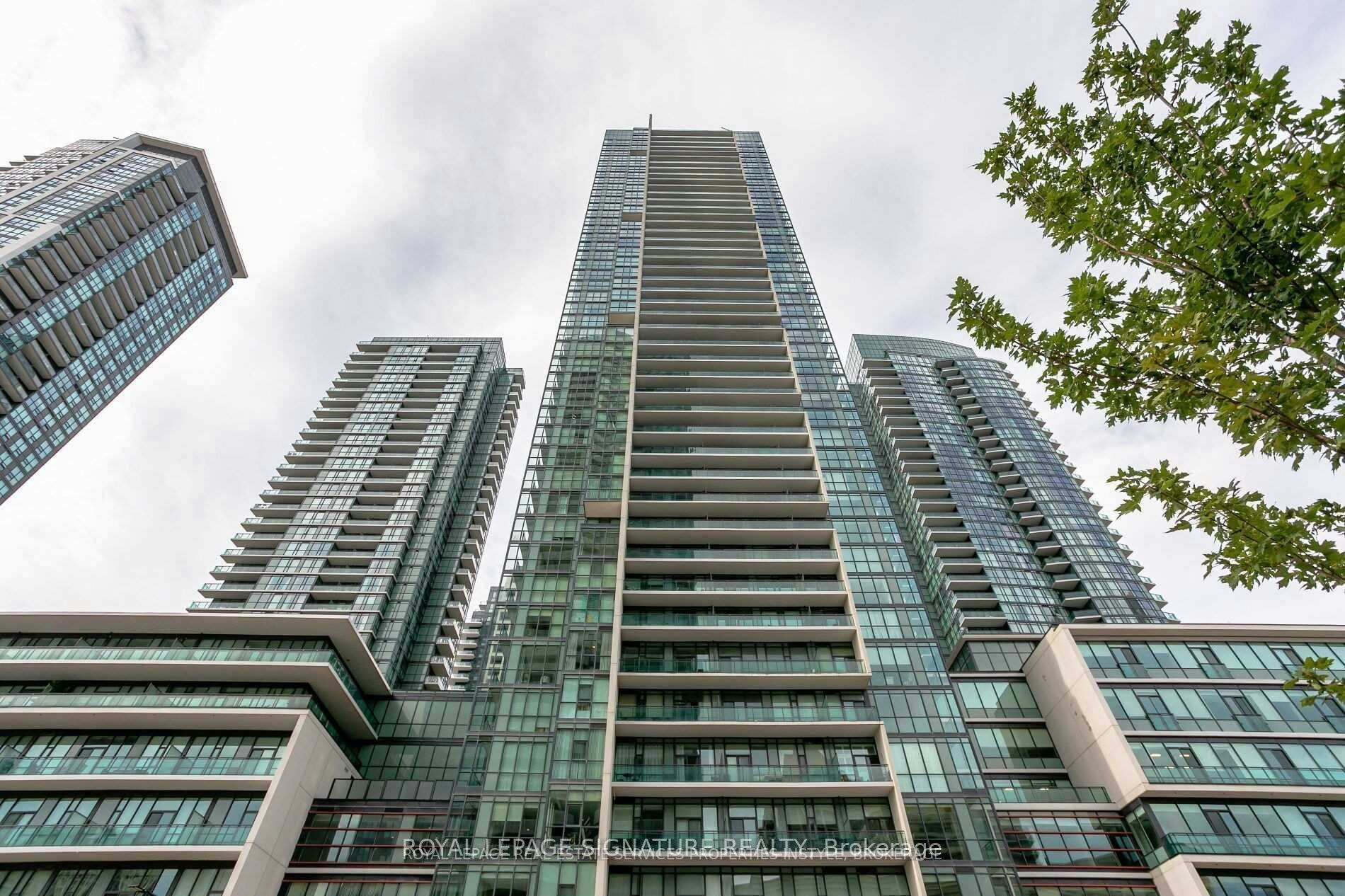 3604-4070 Confederation Parkway, Mississauga, ON, L5B 0E9