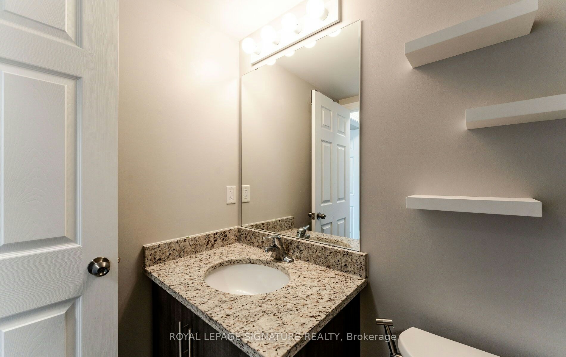 23-405 Plains Road E, Burlington, ON, L7T 2C9 - 29