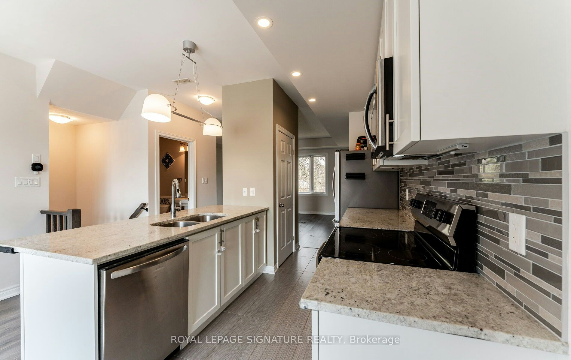 23-405 Plains Road E, Burlington, ON, L7T 2C9 - 8