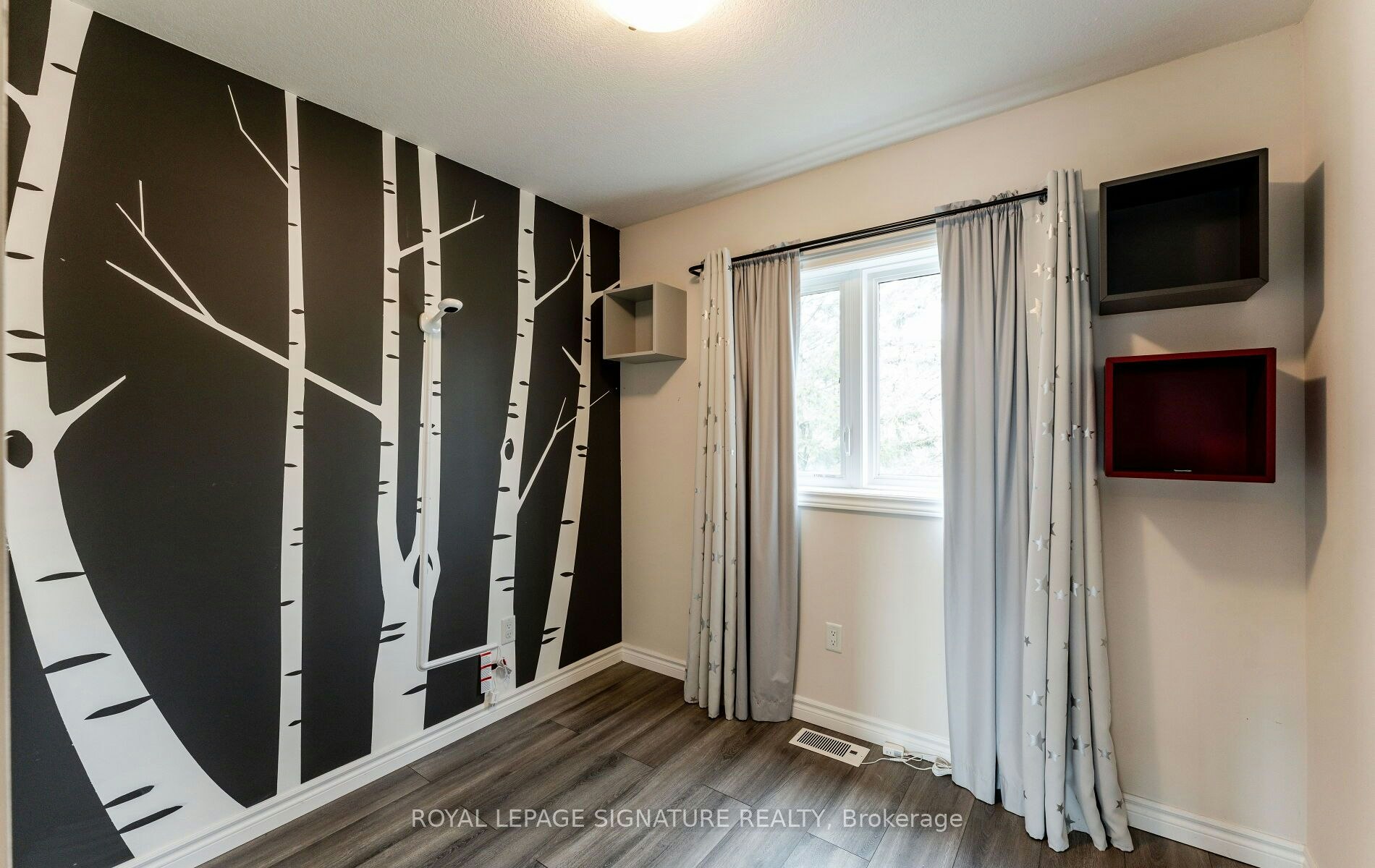 23-405 Plains Road E, Burlington, ON, L7T 2C9 - 24