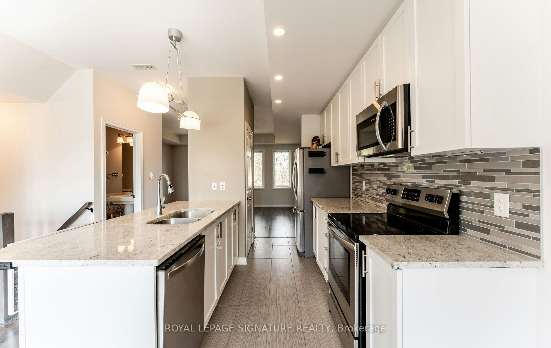 23-405 Plains Road E, Burlington, ON, L7T 2C9 - 9