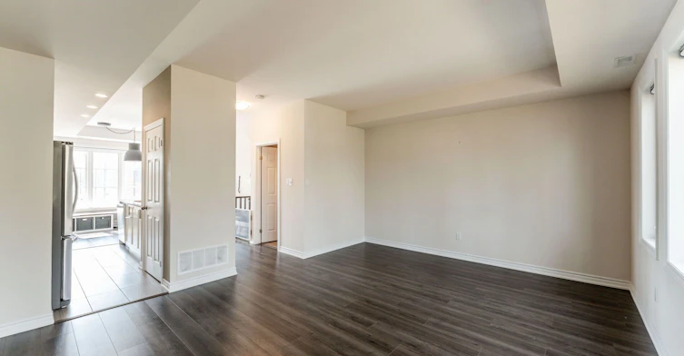 23-405 Plains Road E, Burlington, ON, L7T 2C9 - 16