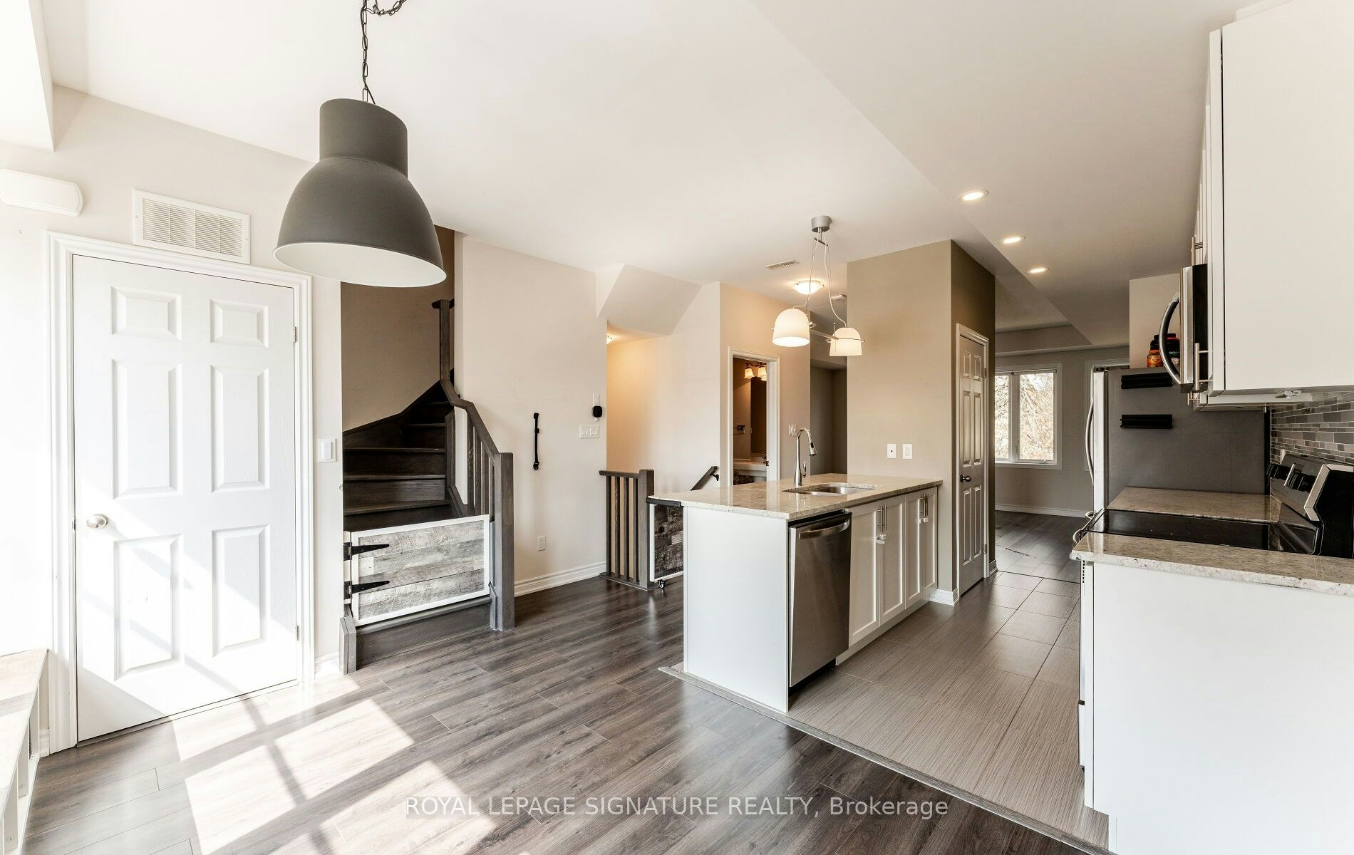 23-405 Plains Road E, Burlington, ON, L7T 2C9 - 7