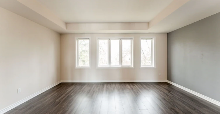 23-405 Plains Road E, Burlington, ON, L7T 2C9 - 14
