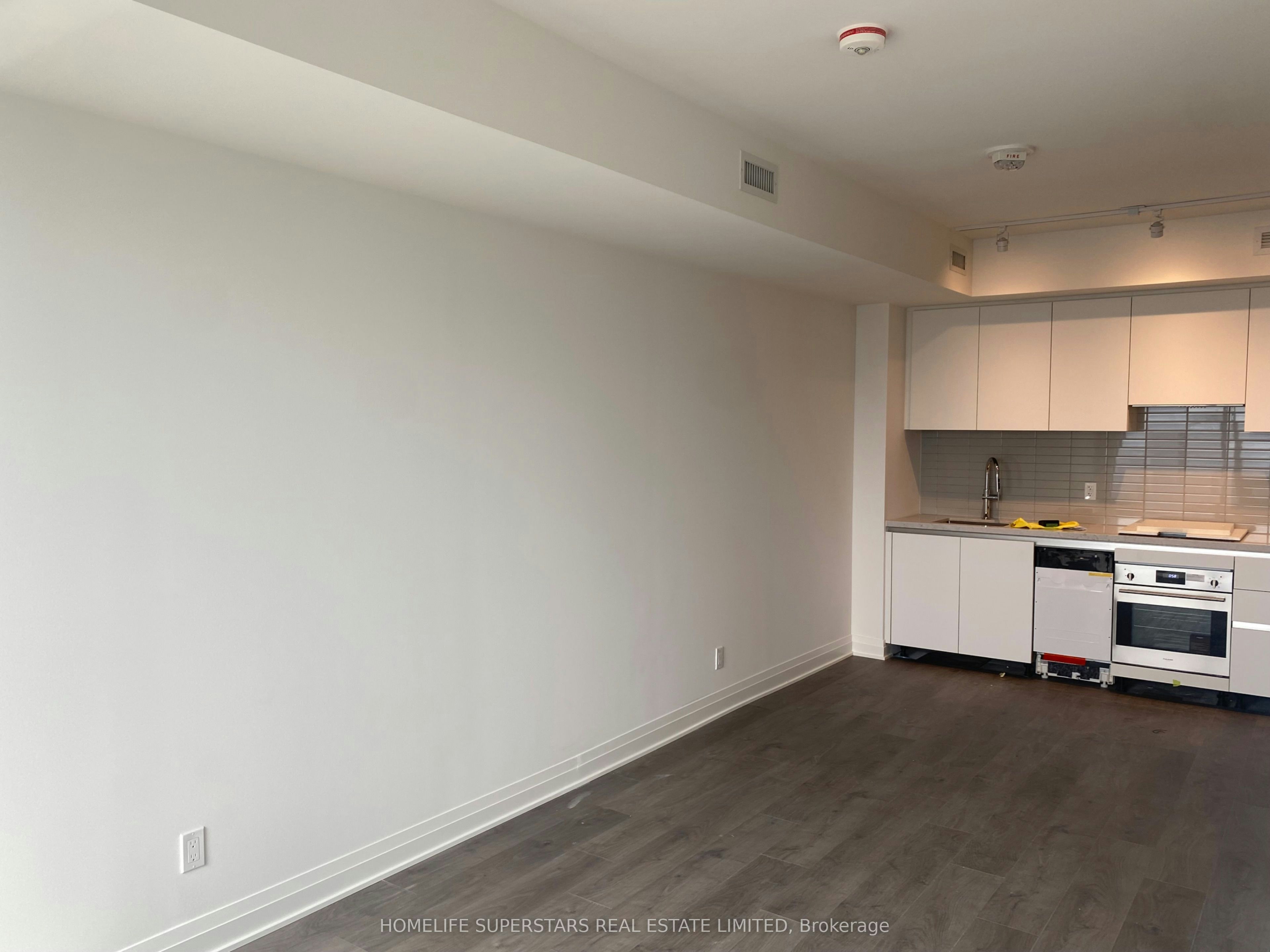 5205-4015 The Exchange N/A, Mississauga, ON, L5B 0N9 - 16