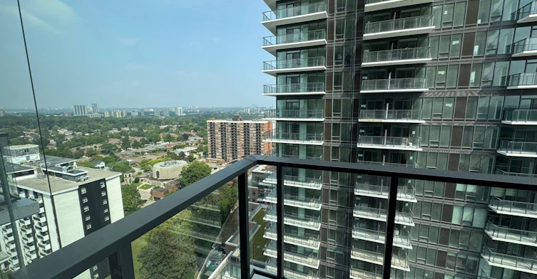 1805-4010 Eglinton Avenue W, Toronto, ON, M9A 0G5 - 8