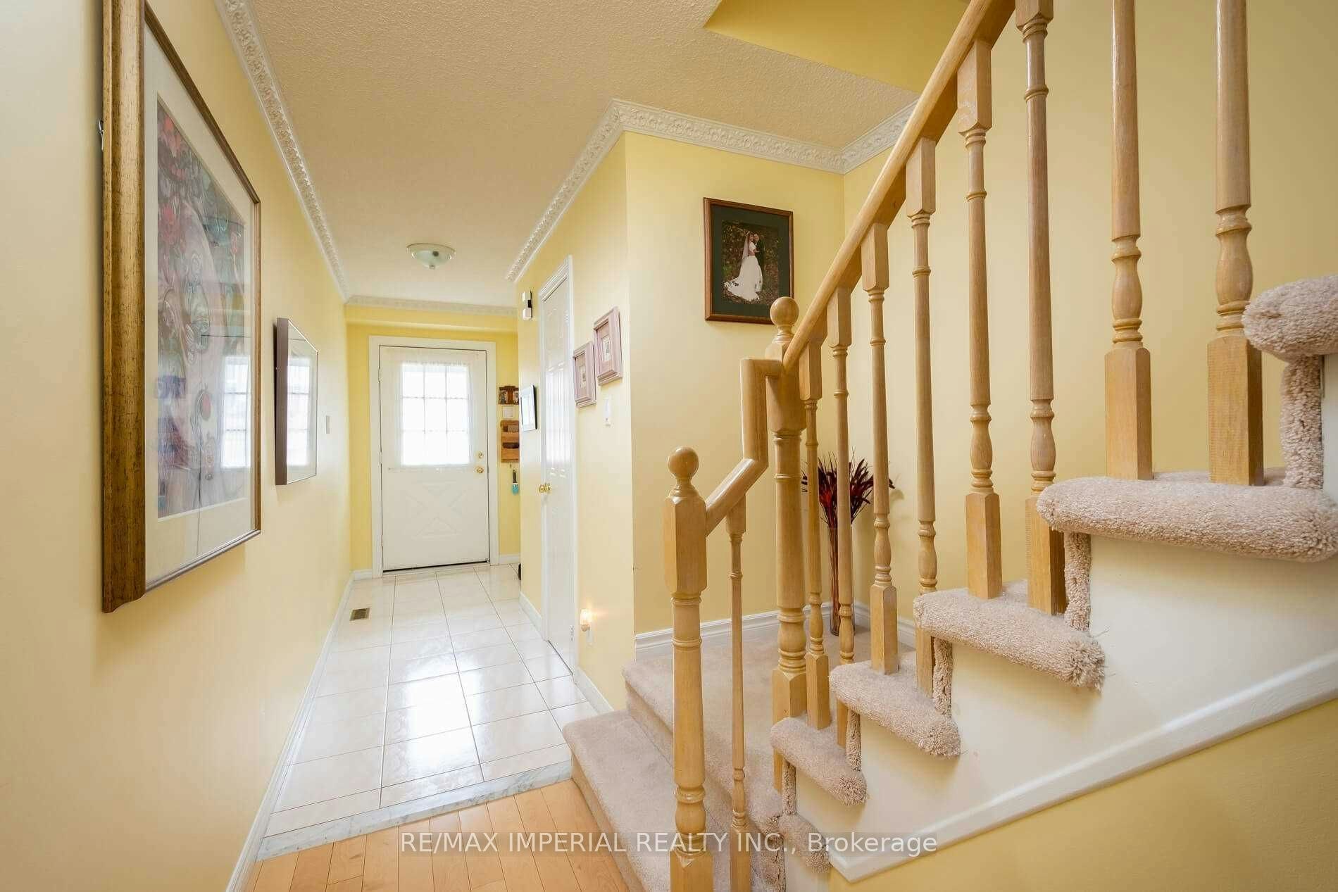 53, Upper RM1-2955 Thomas Street, Mississauga, ON, L5M 6A9 - 7