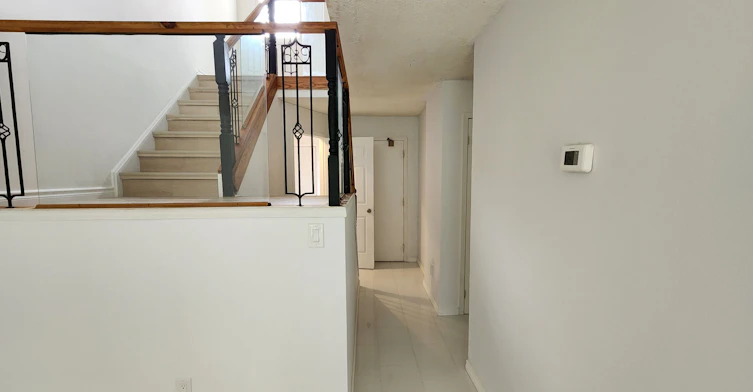 31 UPPER-3079 Fifth Line W, Mississauga, ON, L5L 3T1 - 9