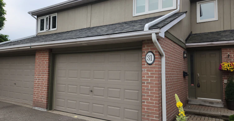 31 UPPER-3079 Fifth Line W, Mississauga, ON, L5L 3T1 - 2