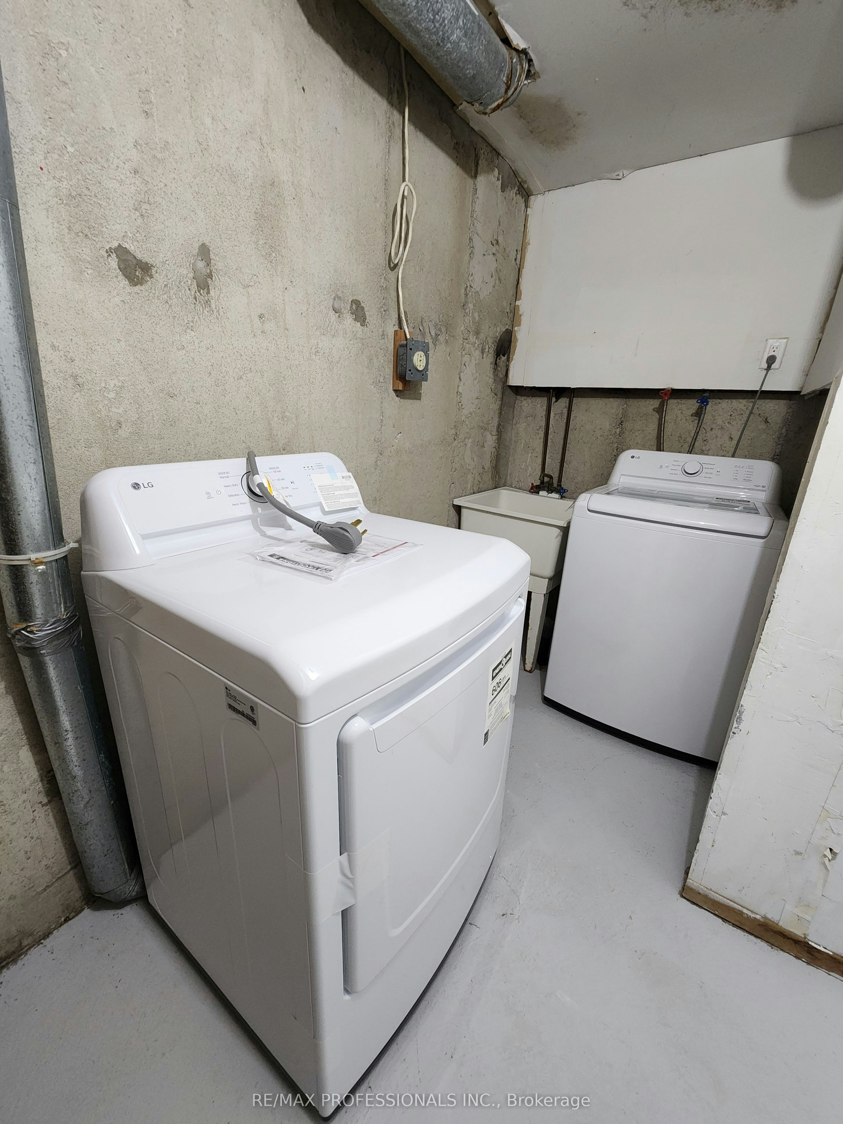 31 UPPER-3079 Fifth Line W, Mississauga, ON, L5L 3T1 - 25