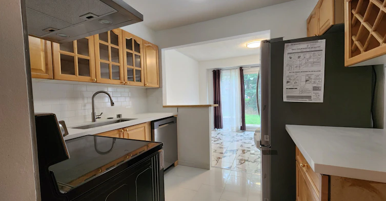 31 UPPER-3079 Fifth Line W, Mississauga, ON, L5L 3T1 - 7