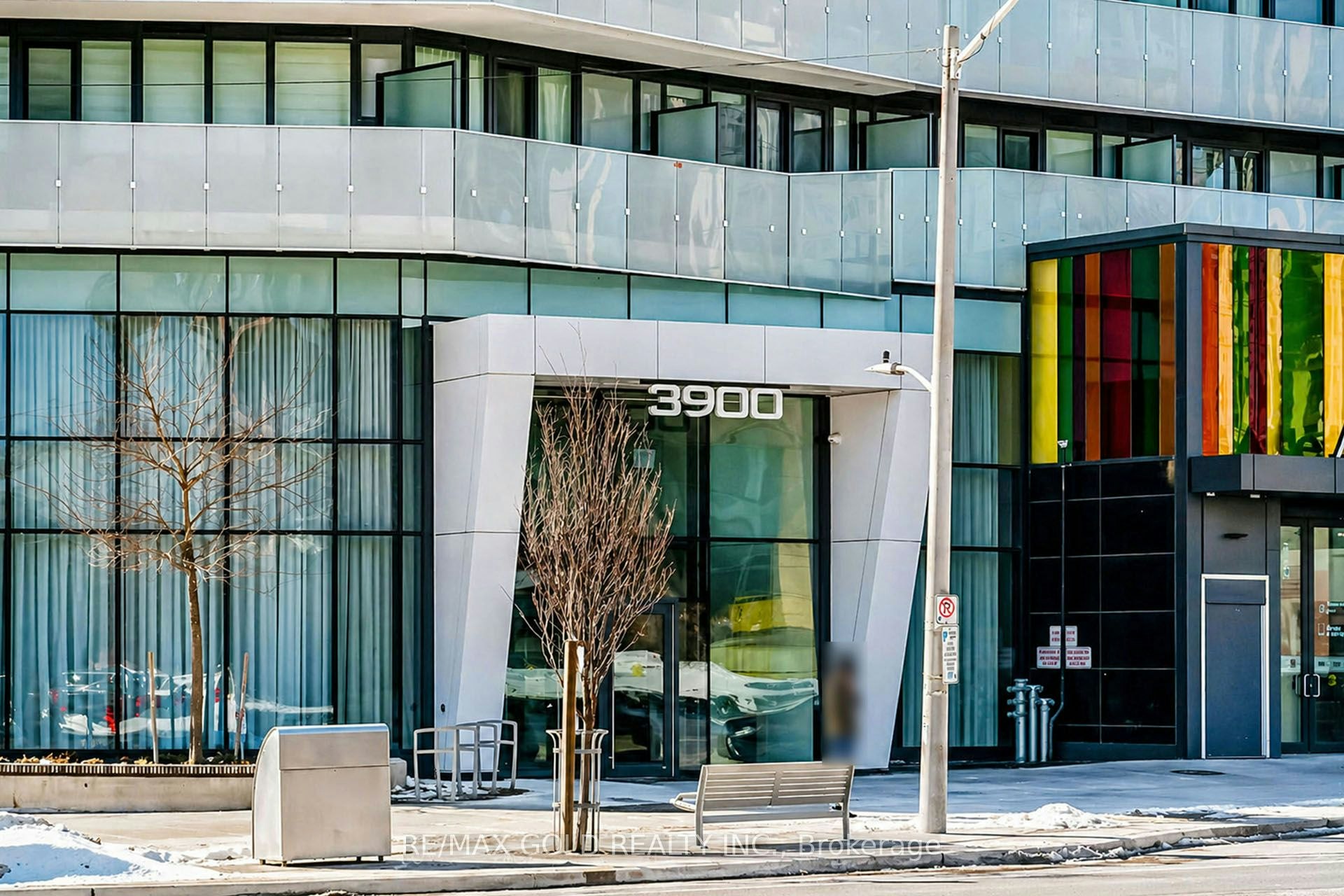809-3900 Confederation Parkway, Mississauga, ON, L5B 0M3 - 2