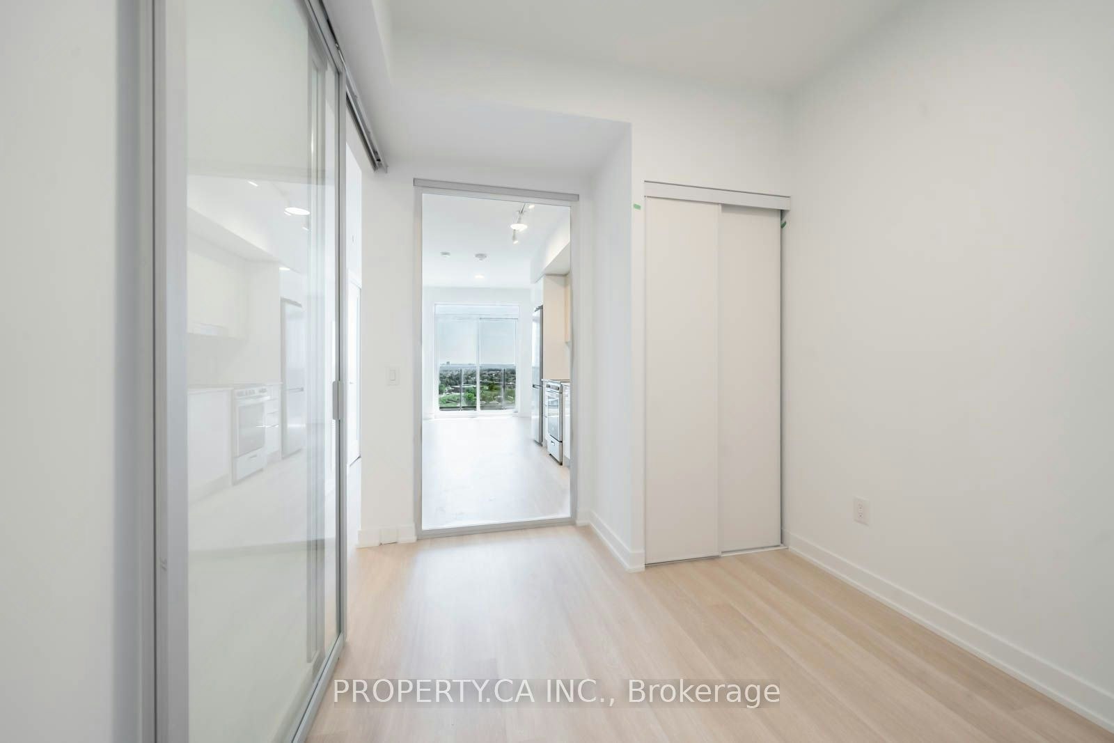 1406-5105 Hurontario Street, Mississauga, ON, L4Z 3X7 - 13