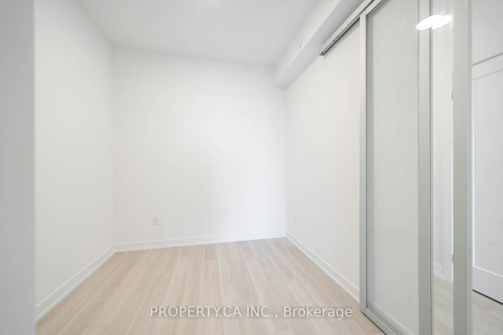 1406-5105 Hurontario Street, Mississauga, ON, L4Z 3X7 - 11