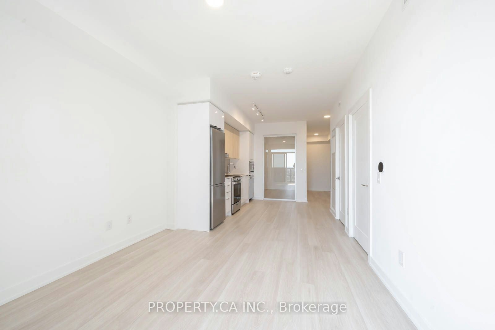 1406-5105 Hurontario Street, Mississauga, ON, L4Z 3X7 - 26