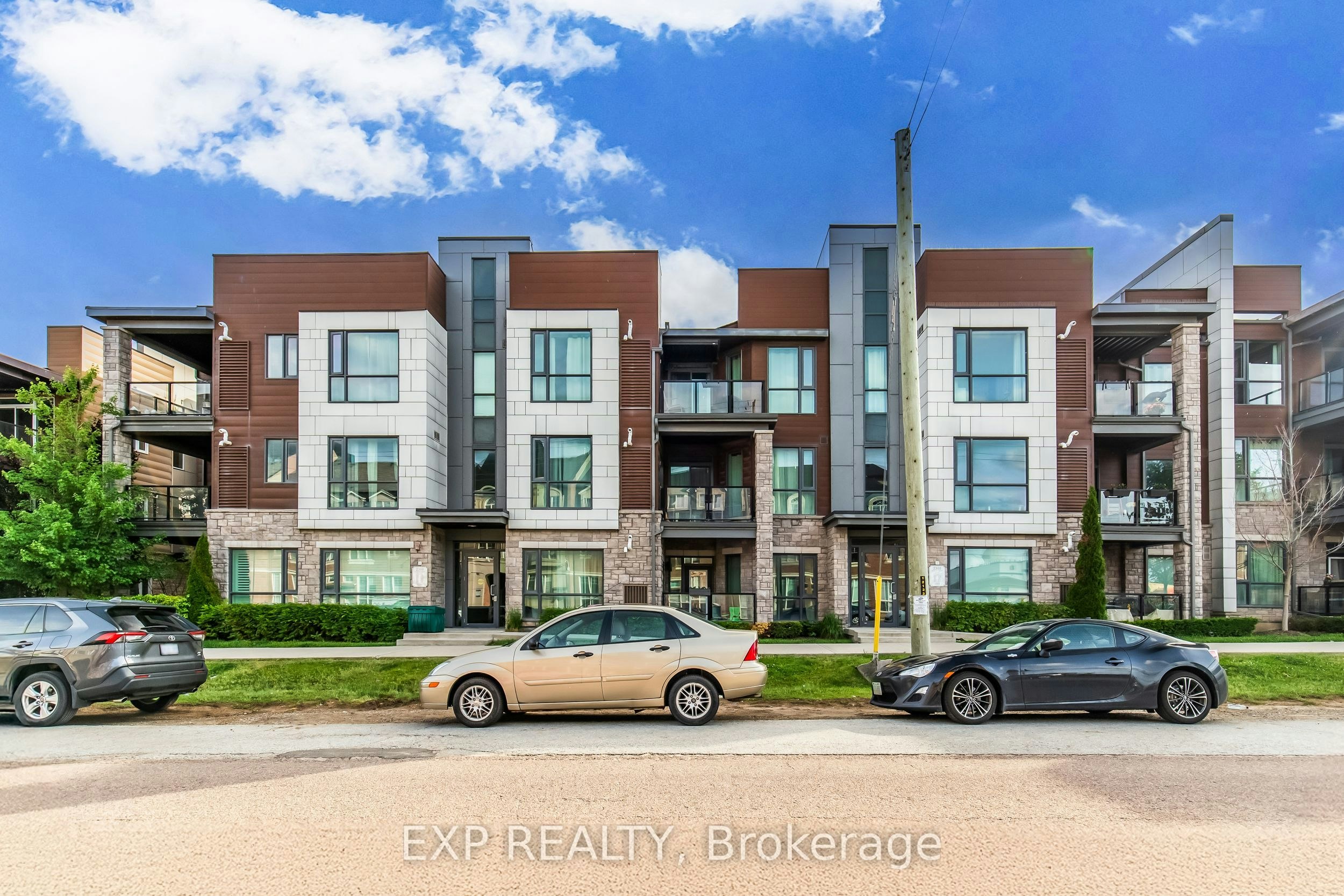 212-2388 Khalsa Gate, Oakville, ON, L6M 1P5