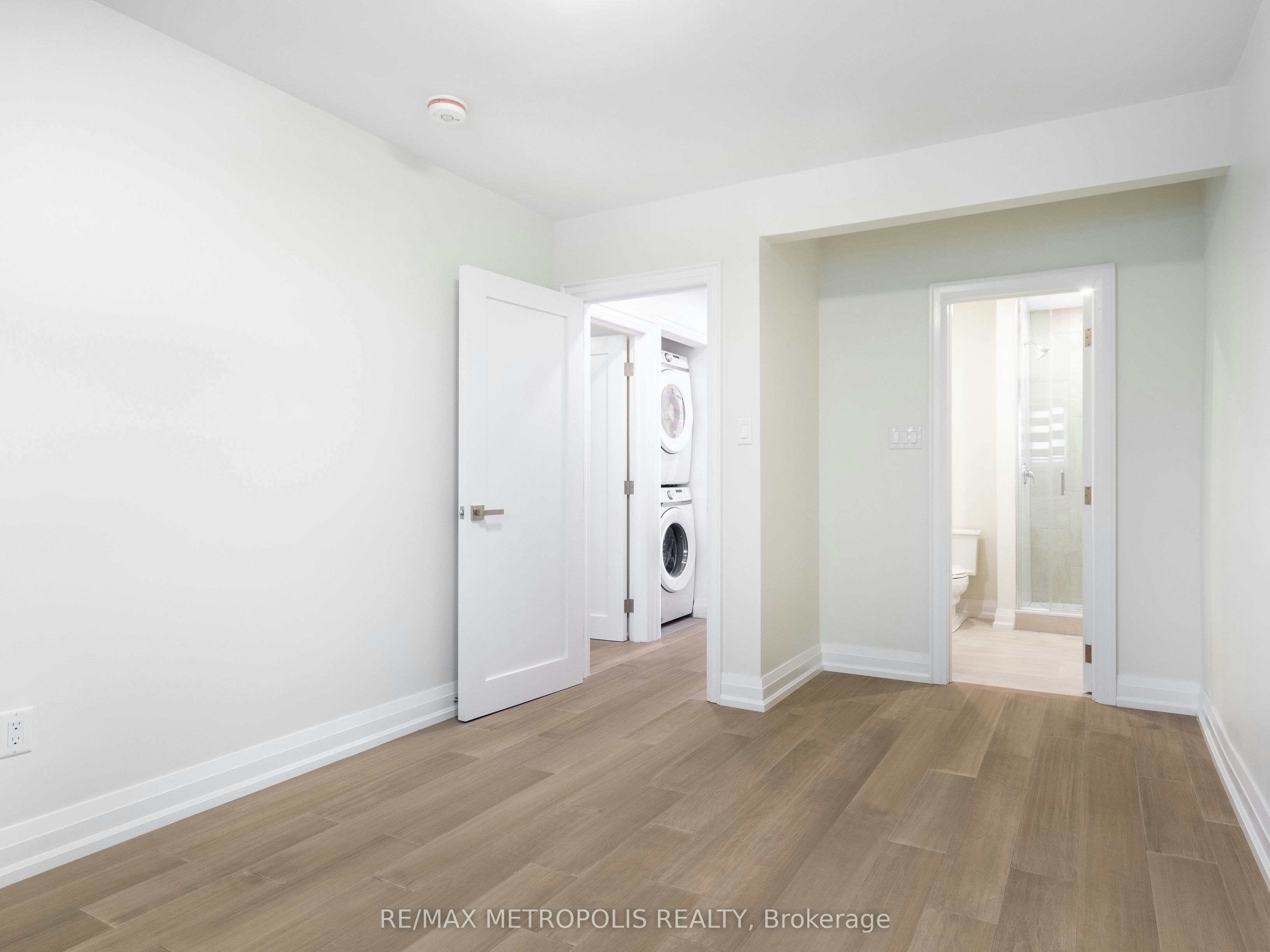 Upper-62 Davelayne Road, Toronto, ON, M9M 2A7 - 20
